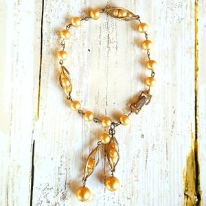 Vintage 1940s Gold Faux Pearl Beaded Drop Bracelet